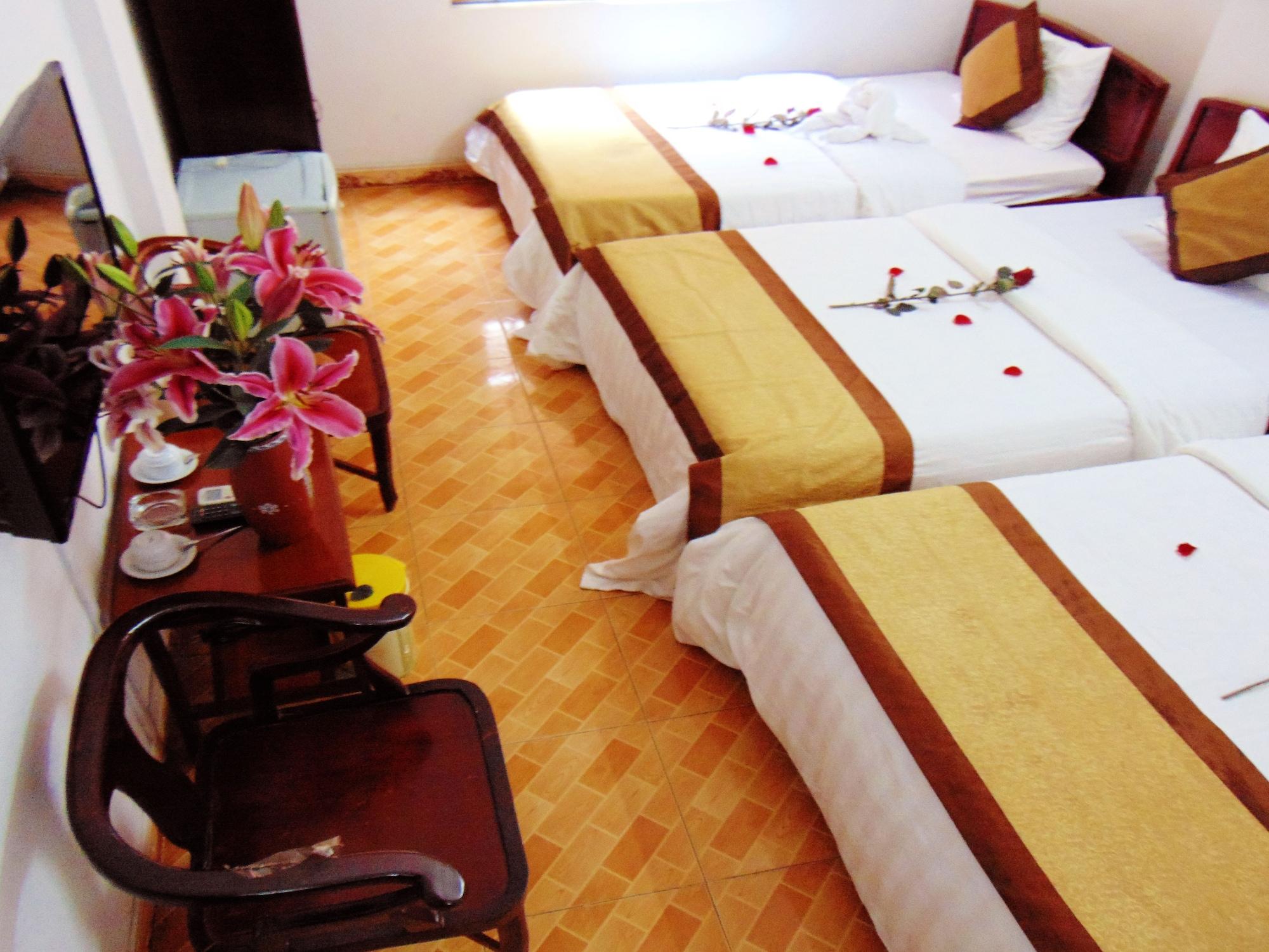 Alex Ha Long Hotel Extérieur photo