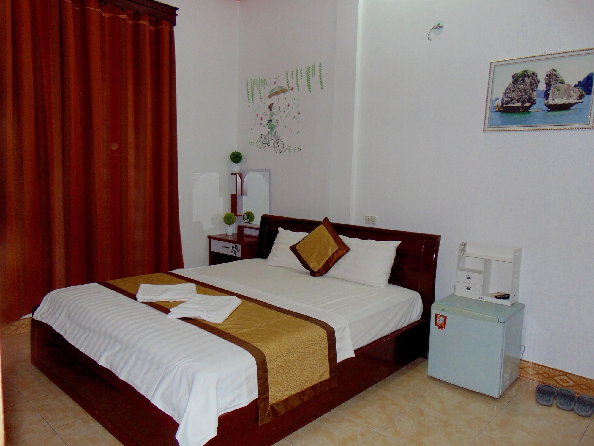 Alex Ha Long Hotel Extérieur photo